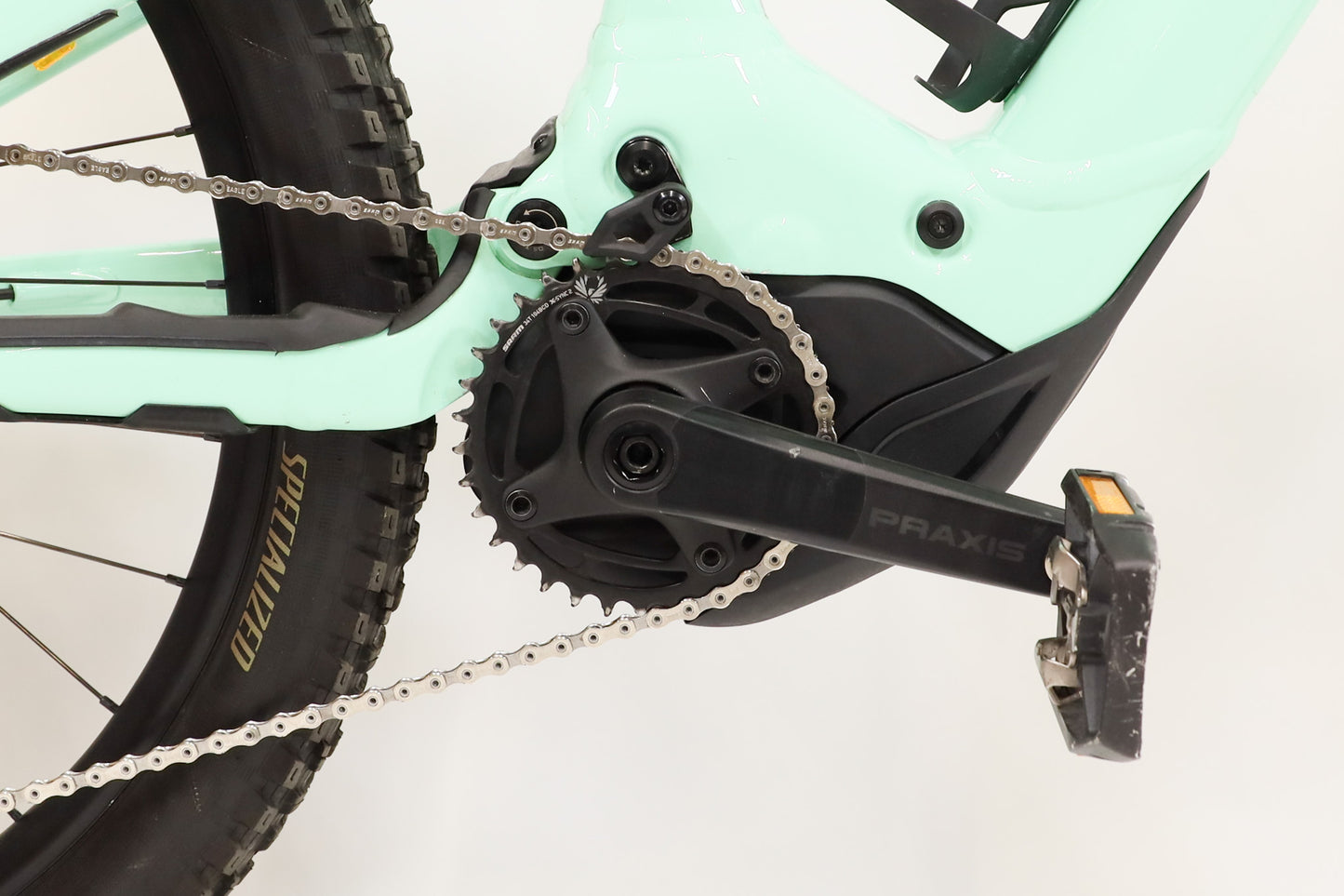 Levo Alloy