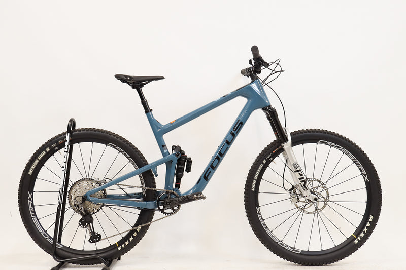 JAM 8.9 Nine JAM 8.9 Nine